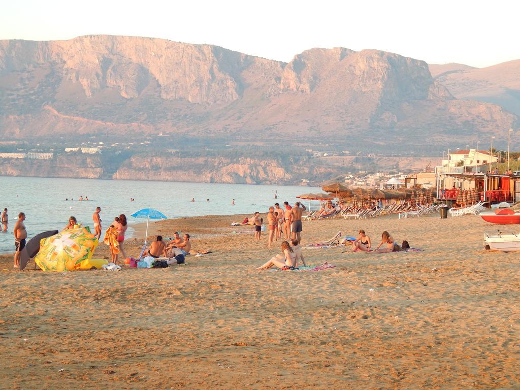 Appartamento Casa Vacanze Karol Trappeto  Esterno foto